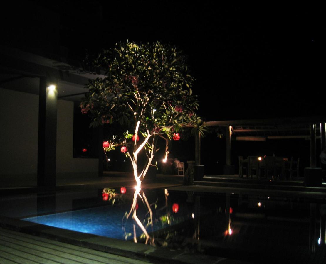 Cafe Alberto B And B Senggigi Exterior foto